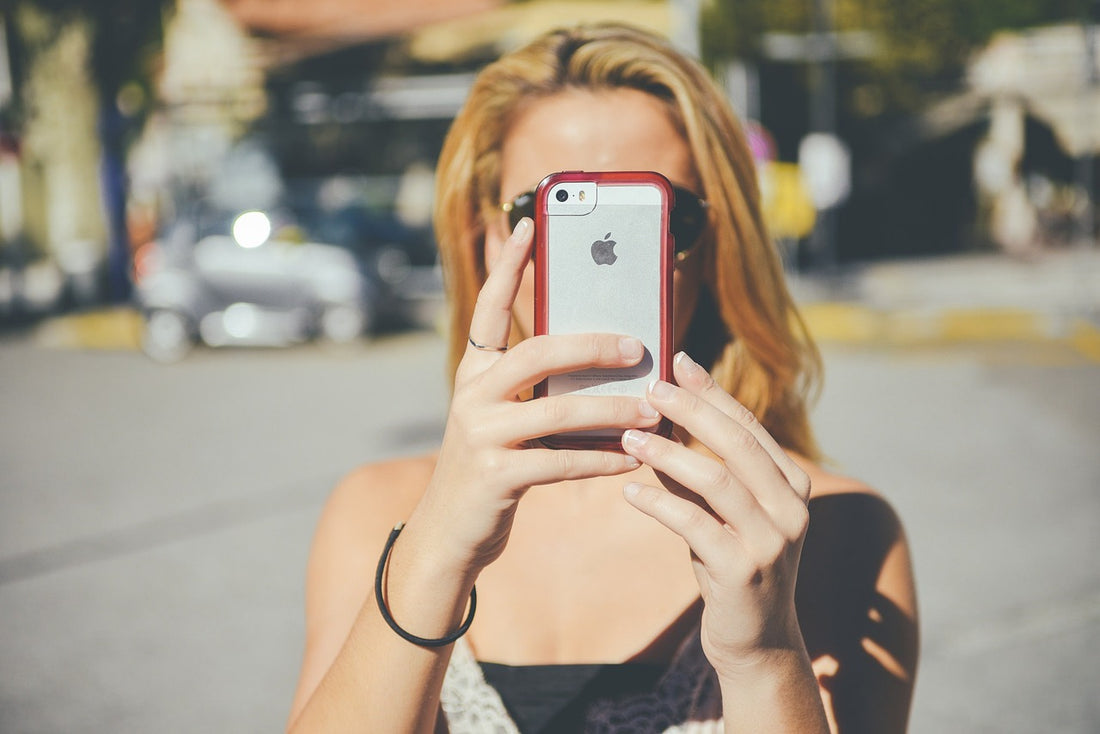 Best Phone Cases for Outdoor Adventures | PitBase