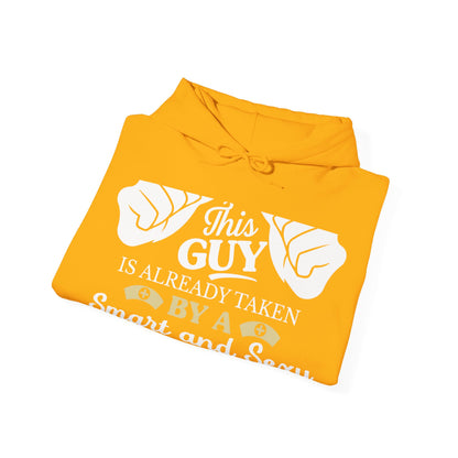 Nurse (31) — Unisex Heavy Blend Hoodie (G18500)