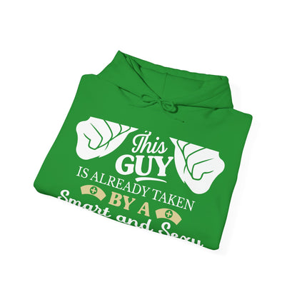 Nurse (31) — Unisex Heavy Blend Hoodie (G18500)