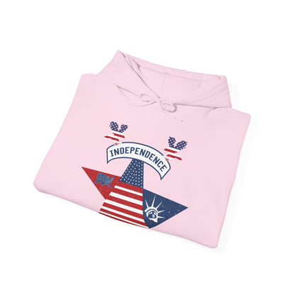 Fourth of july (48) — Unisex Heavy Blend Hoodie (G18500)