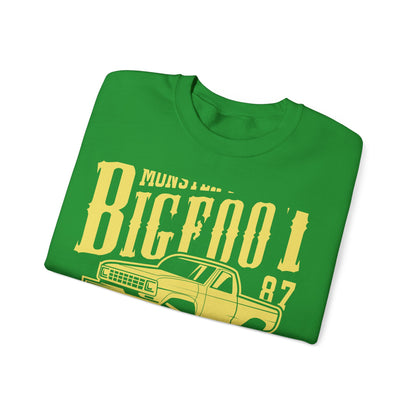 Cars n trucks (16) — Unisex Heavy Blend Crewneck (G18000)